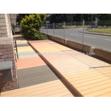 Quente! Quente! Outdoor WPC decking para jardim, piscina